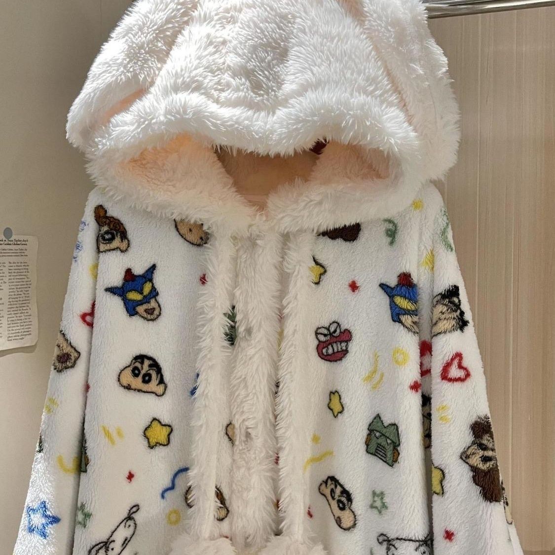 Crayon Shin-chan Cartoon-Koral – Anime Cosplay Merchandise Bewertung und Preis